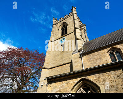 Uhrturm an der St. James Church Boroughbridge North Yorkshire in England Stockfoto