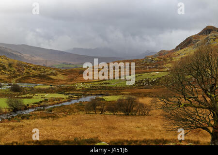 Blick auf die Nantygwryd und Snowdon von Capel Curig Stockfoto