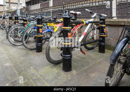 Stadtzentrum Bike Rack. Parkplätze für Fahrräder in Nottingham, England, Großbritannien Stockfoto