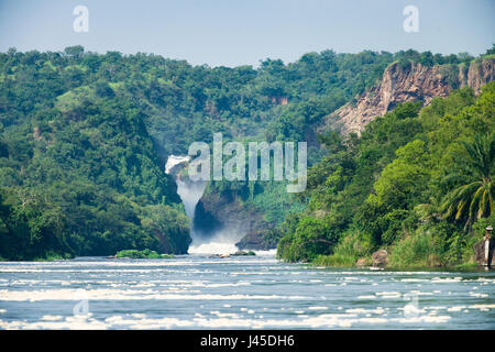 Murchison Falls und die Victoria Nil fließt über es, Uganda Stockfoto