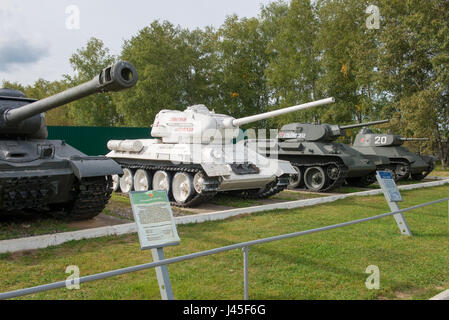 REGION Moskau, Russland - 1. September 2015: Proben von sowjetischen gepanzerten Fahrzeugen im Museum von gepanzerten Fahrzeugen, Kubinka in der Nähe von Moskau Stockfoto