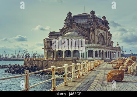 Die alten Constanta Casino, eines der repräsentativsten Wahrzeichen der Stadt am Ufer des Schwarzen Meeres, Rumänien. Stockfoto