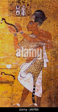 Die Eröffnung der Mundzeremonie, ein altägyptisches Ritual, wurde im Grab von Tutanchamun und Aja dargestellt. Dieses Ritual, das für die Verstorbenen durchgeführt wurde, zielte darauf ab, die Sinne wiederherzustellen und dem Geist die Interaktion mit der physischen Welt zu ermöglichen. Stockfoto