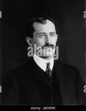 Orville Wright war ein US-amerikanischer Erfinder und Luftfahrtpionier, bekannt für seine Rolle beim ersten erfolgreichen Flug mit seinem Bruder Wilbur im Jahr 1903. Stockfoto