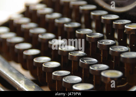 Vintage Tasten der alten Schreibmaschine Makro, Details, veraltete Maschine schreiben Stockfoto