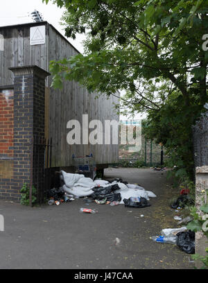 Fliegen, Trinkgeld in Hounslow Stockfoto
