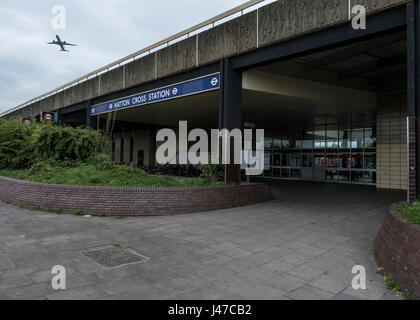 Hatton Cross station Stockfoto