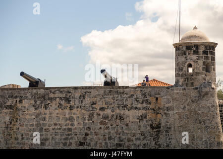 Ansicht der Kanone im Castillo de San Salvador De La Punta, Havanna, Kuba Stockfoto