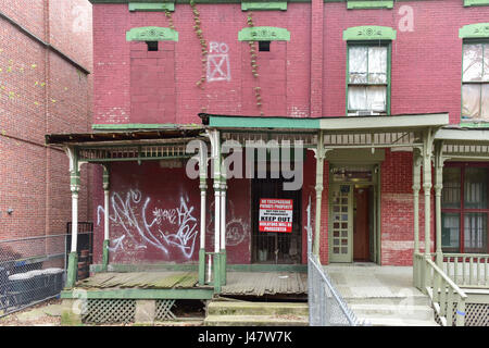 Haus am Astor Row. Astor Reihe ist die Bezeichnung für 28 Reihenhäuser auf der Südseite des 130. Weststraße zwischen Fifth Avenue und Lenox Avenue in der Harlem Stockfoto