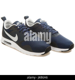 Nike Air Max Tavas - 705149-401 Stockfoto