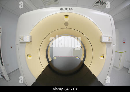 Ein MRT in einer brandneuen NHS Krankenhaus Verlängerung im Vereinigten Königreich Stockfoto