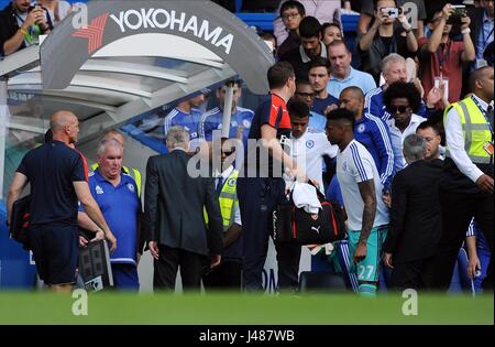 ARSENALS Trainer ARSENE WENGER CHELSEA V ARSENAL STAMFORD BRIDGE Stadion LONDON ENGLAND 19. September 2015 Stockfoto