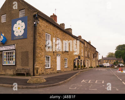 Yorkshire Stein Eigenschaften im Marktplatz Masham Norden Wensleydale North Yorkshire England UK Stockfoto