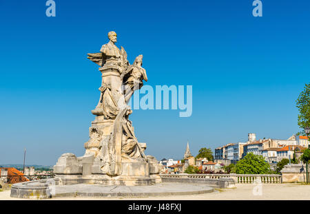 Denkmal für einen alten französischen Präsidenten Sadi Carnot. Angouleme, Frankreich Stockfoto