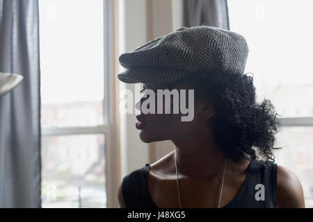 Seite Profil einer jungen Frau Stockfoto