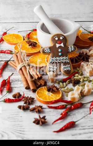 Hausgemachter Lebkuchen Weihnachtsplätzchen Stockfoto