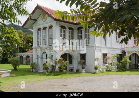 Sino-Portugiesische Herrenhaus-Architektur in alten Stadt Phuket, Thailand Stockfoto