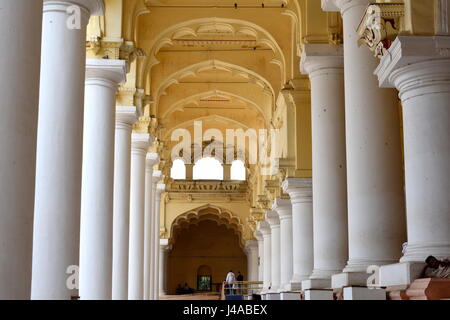 Madurai, Tamil Nadu / Indien - 21. März 2017 - Thirumalai Nayakkar mahal Stockfoto