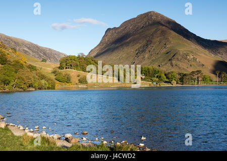 Am Nachmittag Licht am Buttermere im Lake District, Cumbria, England UK Stockfoto