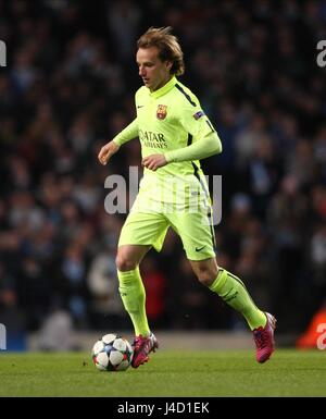 IVAN RAKITIC FC BARCELONA FC BARCELONA ETIHAD STADIUM MANCHESTER ENGLAND 24. Februar 2015 Stockfoto