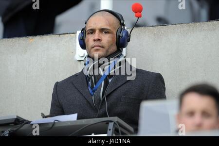 CLARKE CARLISLE ehemaliger FUßBALLER Pandit Fußballspieler & PUNDIT ST JAMES PARK NEWCASTLE ENGLAND 28. Februar 2015 Stockfoto