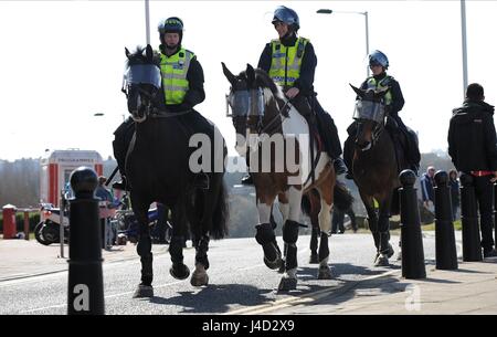 BERITTENE Polizei SUNDERLAND FC V NEWCASTLE UNITED FC SUNDERLAND FC V NEWCASTLE UTD STADIUM der leichten SUNDERLAND ENGLAND 05 April Stockfoto