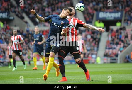 JOSE FONTE & CONNOR WICKHAM SUNDERLAND FC V SOUTHAMPTON Stadion von leichten SUNDERLAND ENGLAND 2. Mai 2015 Stockfoto