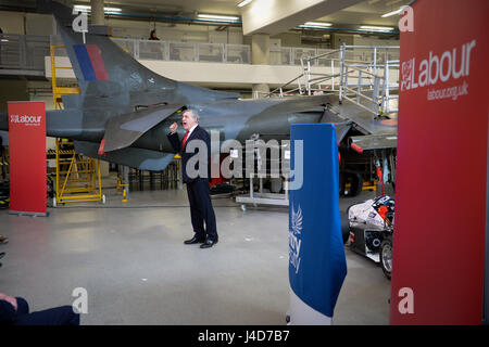 Ehemalige Prime Minster Gordon Brown eine Rede an der Universität Coventry auf Geschäft und der Automobilindustrie. Stockfoto