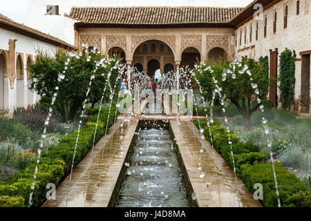 Brunnen und Gärten, El Generalife (Sommerresidenz), der Alhambra, Granada, Spanien Stockfoto