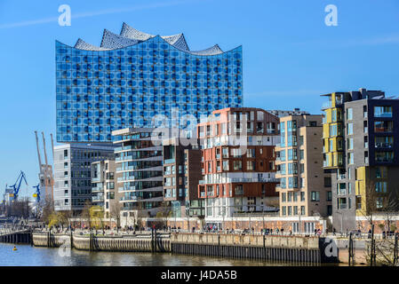 Elbphilharmonie und Häuser in den kaiserlichen Kai in Hamburg, Deutschland, Europa, Elbphilharmonie Und Haeuser am Kaiserkai in Hamburg, Deutschland, Europa Stockfoto