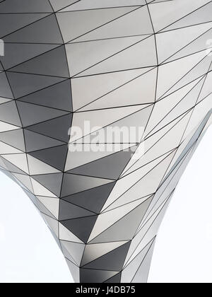 Verkleidung-Detail. Musée des Confluences, Lyon, Frankreich. Architekt: Coop Himmelb (l) au, 2014. Stockfoto