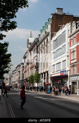 Der Sports Direct Shop auf der Londoner Oxford Street Stockfoto