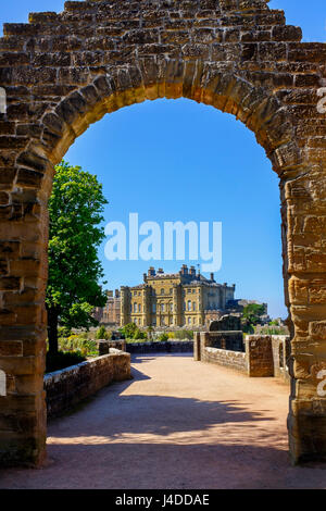 Eingang zum Culzean Castle, Ayrshire, Schottland, UK Stockfoto