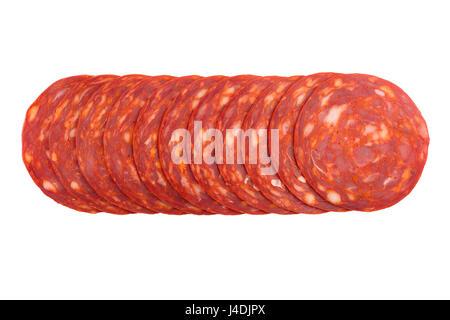 Ansicht von oben aus Schweinefleisch Chorizo Wurst Reihe von Scheiben isoliert auf weißem Hintergrund Stockfoto