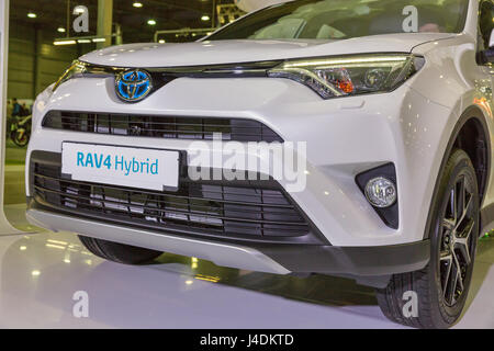 Kiew, UKRAINE - 7. April 2017: Toyota RAV4 Hybrid Auto Closeup am 2. internationalen Handel zeigen der elektrische und hybride Fahrzeuge Plug-in der Ukraine in Kiew Stockfoto