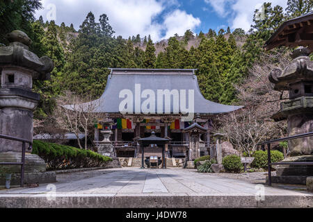 Yamadera ist eine malerische Tempel befindet sich in den Bergen von Yamagata Stockfoto