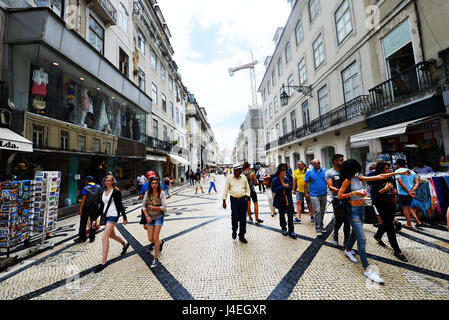 Rua Augusta Street im Zentrum von Lissabon. Stockfoto