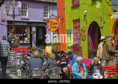 Straßenszene in Kinsale, County Cork, Munster, Irland, Europa Stockfoto