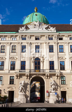 Fassade des Michaelertor Tor, Hofburg Palast, UNESCO World Heritage Site, Wien, Österreich, Europa Stockfoto