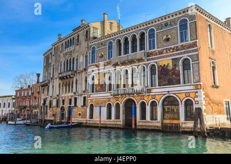 Palazzo Barbaragio, gebadet in Nachmittagssonne im Winter, Canal Grande, Venedig, UNESCO-Weltkulturerbe, Veneto, Italien, Europa Stockfoto