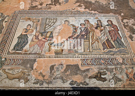 'Das erste Bad des Achilles' Mosaik-Etage im "Haus des Theseus', in der archäologische Park von Kato Paphos (UNESCO Weltkulturerbe), Zypern. Stockfoto