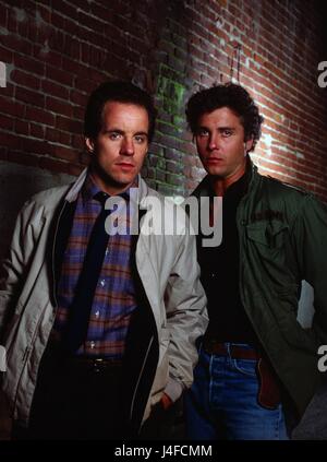 Leben und sterben in L.A.   Baujahr: 1985 USA Regie: William Friedkin John Pankow, William Petersen Photo: Jane O'Neal.  Es ist verboten, das Foto aus dem Kontext der Promotion des Films zu reproduzieren. Es muss die Filmgesellschaft und/oder der Fotograf von zugewiesen oder von autorisierten / erlaubt am Set von der Filmgesellschaft gutgeschrieben werden. Nur für redaktionelle Nutzung. Photo12 gewährt keine Persönlichkeitsrechte der Personen vertreten. Stockfoto