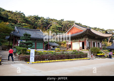 Innerhalb und außerhalb der Tempel in Kimpo, Südkorea Stockfoto