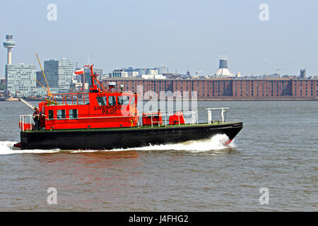 Das Liverpool Pilot Boot Alpenstrandläufer auf den Fluss Mersey Stockfoto