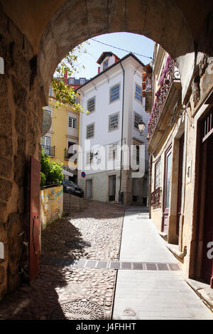 Arco de Almedina, Old Town, Coimbra, Portugal, Europa I Torbogen Stadttor Arco de Almedina, Altstadt, Coimbra, Beira Litoral, Regio Centro, Portug Stockfoto