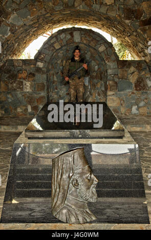 Das Grab von Erzbischof Makarios III, bei "Throni Tis Panagias" (Thron der Jungfrau Maria ") Lage, ganz in der Nähe von Kykkos Kloster, Troodos-Mount, Zypern Stockfoto