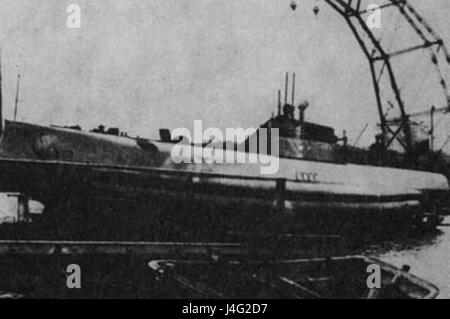 Das russische U-Boot Krab war ein bemerkenswertes Schiff, das während des Kalten Krieges von der sowjetischen Marine eingesetzt wurde. Es war ein kleines, spezialisiertes U-Boot, das zu Unterwasser-Militäroperationen beitrug. Die Nutzung der sowjetischen Flotteninnovation und die strategischen Fähigkeiten der sowjetischen Unionâ verdeutlicht ihre Bedeutung. Stockfoto