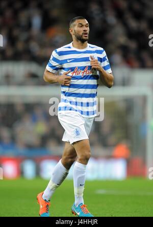 STEVEN CAULKER QUEENS PARK RANGERS FC QUEENS PARK RANGERS FC St. JAMES PARK NEWCASTLE ENGLAND 22. November 2014 Stockfoto