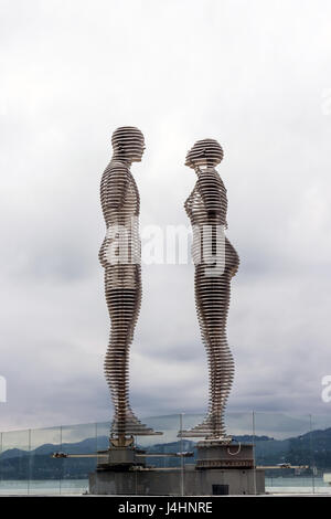 Ali und Nino Statue der Liebe zwischen Europa und Asien in Batumi, Georgien Stockfoto