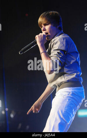 Justin Bieber führt auf KIIS FM Wango Tango 2010 im Staples Center am 15. Mai 2010 in Los Angeles, Kalifornien. Stockfoto